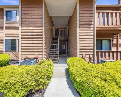 1 Bedroom 1BA 786 ft Condo For Sale in Marlton, NJ