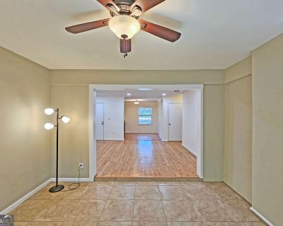 1 Bedroom 1BA 812 ft Apartment For Rent in Atlanta, GA