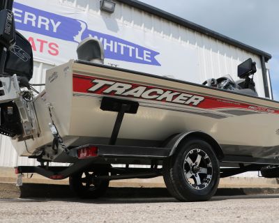 2018 Tracker Boats Pro 195 Team Txw