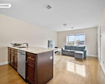 1 Bedroom 1BA Office Space For Rent in Queens, NY