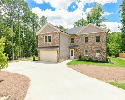 4 Bedroom 3BA 2900 ft House For Rent in Duluth, GA