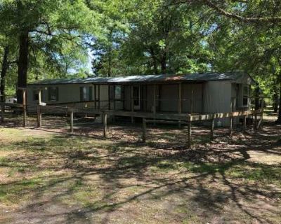 3 Bedroom 2BA 1216 ft Pet-Friendly Apartment For Rent in Upshur County, TX