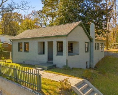 2 Bedroom 1BA 1014 ft Single Family House For Sale in Toccoa, GA