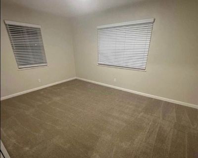 Room for Rent Salinas