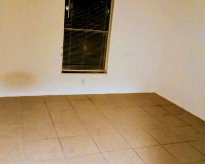 Matthew (Has an Apartment) on iROOMit. Room in the 1 Bedroom 1BA Apartment...