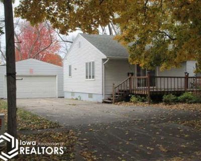 2 Bedroom 2BA 1388 ft Single Family Home For Sale in BELMOND, IA