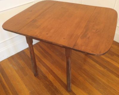 Drop-leaf Table
