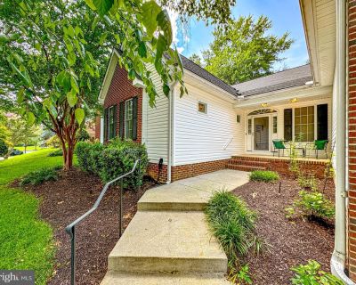 3 Bedroom 3BA 1931 ft Single Family House For Sale in Fredericksburg, VA