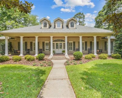 3 Bedroom 3BA 3705 ft Single Family House For Sale in Gainesville, FL