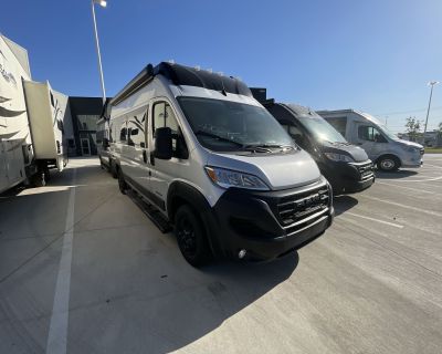 2025 Airstream Rangeline Rangeline