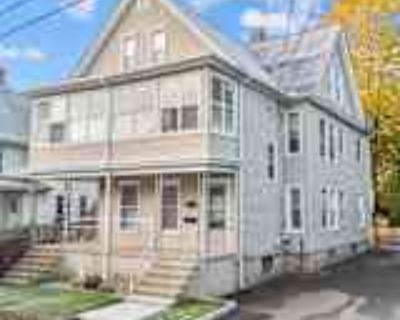 5 Bedroom 3BA 1200 ft² House For Rent in Shelton, CT 32-34 Oak Ave unit A