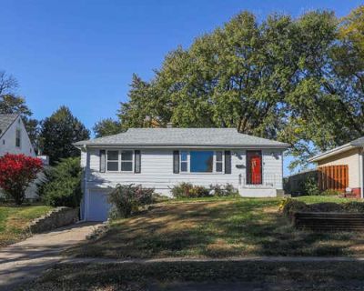 2 Bedroom 2BA 1480 ft Single Family Home For Sale in OMAHA, NE