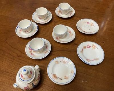 Antique child's tea set and other dishes.
