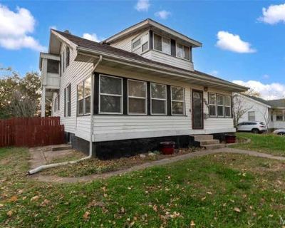2 Bedroom 2BA 1740 ft Single Family Home For Sale in CAPE GIRARDEAU, MO
