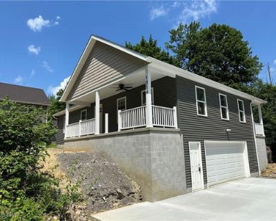 3 Bedroom 3BA 1575 ft Single Family Home For Sale in YOUNGSTOWN, OH