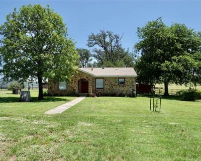 3 Bedroom 1BA 1228 ft Single Family Home For Sale in GOLDTHWAITE, TX