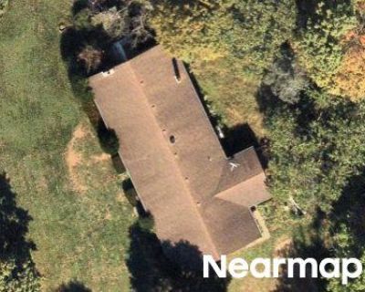 3 Bed 1.5 Bath Preforeclosure Property in Beach City, OH 44608 - Dolphin St SW