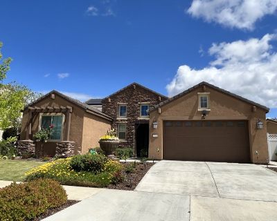 Furnished Room for Rent - Room for rent in Seven Oaks Highgate community