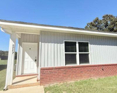 8927 Untreiner Ave A- EGR. image_url. W/D hookup Dishwasher Pet friendly Ceiling fan Range Oven Unit Amenities ceiling fan dishwasher oven range refrigerator w/d hookup Property Amenities cats allowed dogs allowed pet friendly. Pets allowed. 2 Bedroom. 2 Bathroom. 914 ft