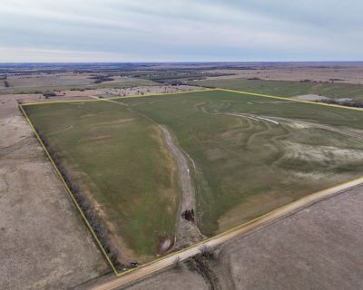 148 +/- acres in McPherson County, KS