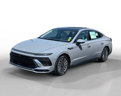 Used 2025 Hyundai Sonata Hybrid Limited