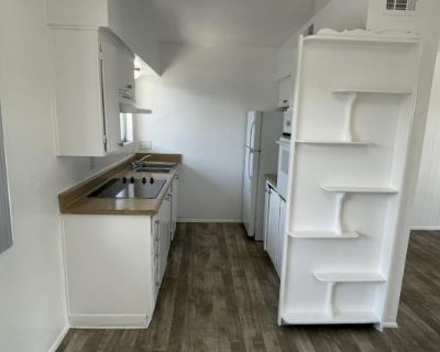 Furnished Apartment For Rent in Tucson, AZ