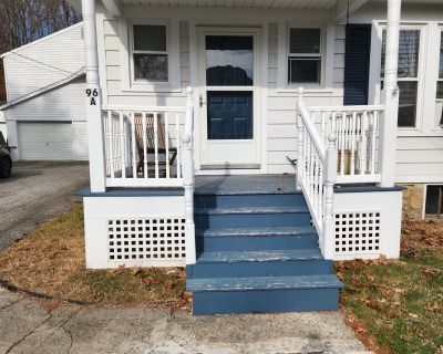 2 Bedroom 1BA 1500 ft Apartment For Rent in Redding, CT