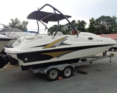 1997 Sea Ray 240 Sundeck