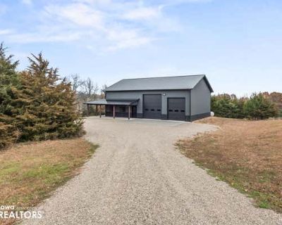 1 Bedroom 2BA 672 ft Single Family Home For Sale in BLOOMFIELD, IA