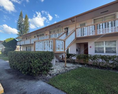 1 Bedroom 1BA 683 ft Condo For Sale in West Palm Beach, FL