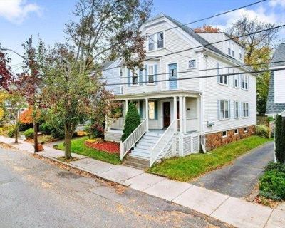 2 Bedroom 1BA Condo For Sale in Salem, MA