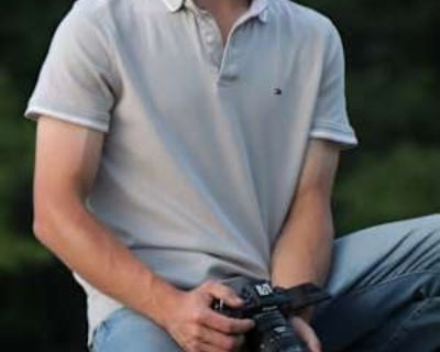 Non-smoker. Budget: $600 per month. Ready to move: now. Looking for myself. I m easygoing, clean, and respectful of other people s space. I enjoy a calm, positive environment and try to make things comfortable for everyone. I m responsible with bills and communication, and I like to keep shared spaces tidy and peaceful.