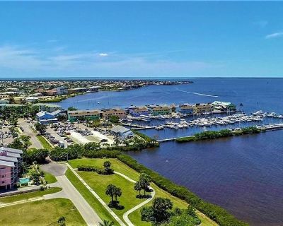 Waterfront Condo Punta Gorda Fl  Rental 2 BR/ 2BA  2020 Season