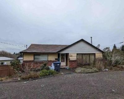 3 Bed 1 Bath Preforeclosure Property in Aberdeen, WA 98520 - Laura St