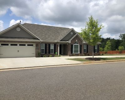 4 beds 2 bath house vacation rental in North Augusta, SC