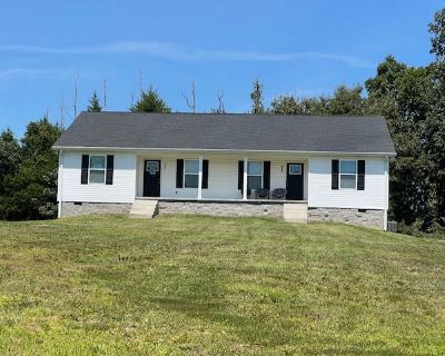 3 Bedroom 2BA 1050 ft Pet-Friendly Apartment For Rent in Allen County, KY