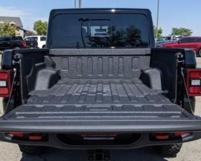 2022 Jeep Gladiator 4X4 Rubicon 4DR Crew Cab 5.0 FT. SB