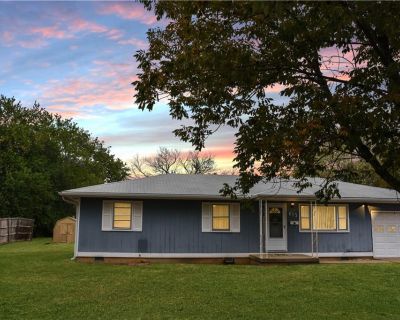 3 Bedroom 1BA 1092 ft Single Family House For Sale in Fort Scott, KS