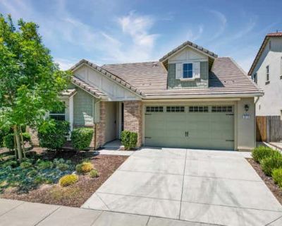 4 Bedroom 3BA 1944 ft Single Family Home For Sale in MODESTO, CA