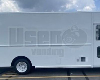 Diesel-Powered 2014 Freightliner P-1200 Step Van | Used Delivery Truck