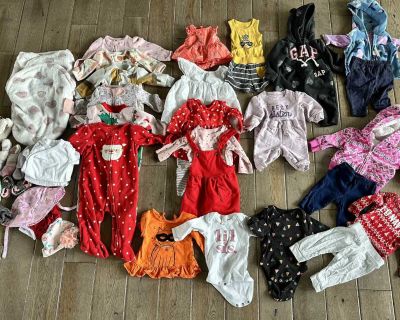 Baby girl clothing newborn to 3 months