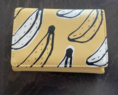 Wallet, banana design - new