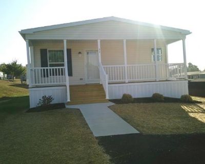 3 Bedroom 2BA 1400 ft Mobile Home For Rent in Carlisle, PA