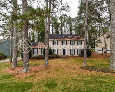 4 Bedroom 3BA 2152 ft Pet-Friendly Single Family Home For Rent in Lilburn, GA