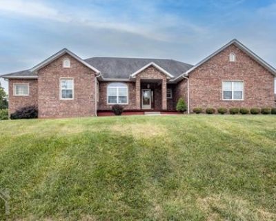 4 Bedroom 3BA 4900 ft Single Family House For Sale in Saint Robert, MO