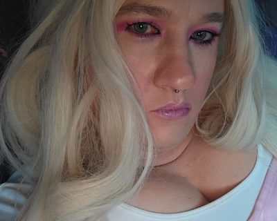 Transgender woman, early on in my journey, preferred name is Liz. Moving from Idaho, its terrible here lol..