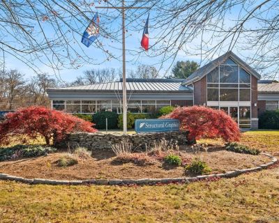 14224 ft Commercial Property For Rent in Essex, CT