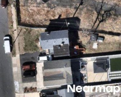 Preforeclosure Property in East Orange, NJ 07017 - Meadow St