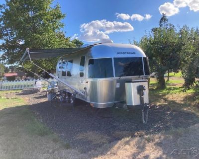 2022 Airstream International 23FB