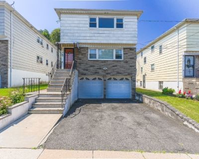 2 Bedroom 1BA Apartment For Rent in Irvington, NJ